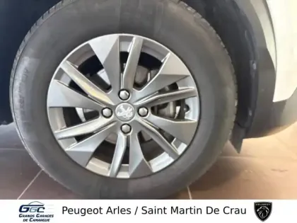 Photo 35 Peugeot 2008  PureTech 100 S&S BVM6