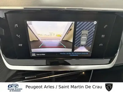 Photo 47 Peugeot 2008  PureTech 100 S&S BVM6