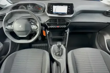 Photo 11 Peugeot 208  PureTech 100 S&S BVM6