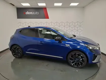 Photo 15 Renault Clio  E-Tech full hybrid 145 ch GSR2