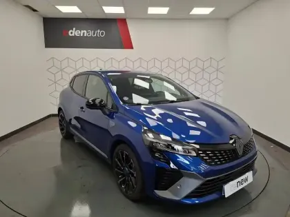 Photo 12 Renault Clio  E-Tech full hybrid 145 ch GSR2