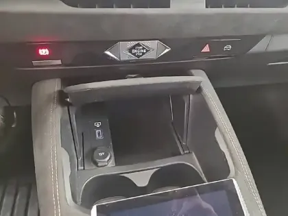 Photo 46 DS DS 4  Hybride E-Tense 225 EAT8