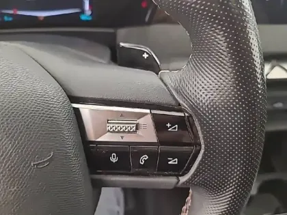 Photo 47 DS DS 4  Hybride E-Tense 225 EAT8