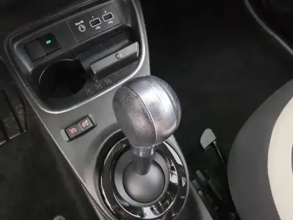 Photo 219 Renault Twingo  III E-Tech