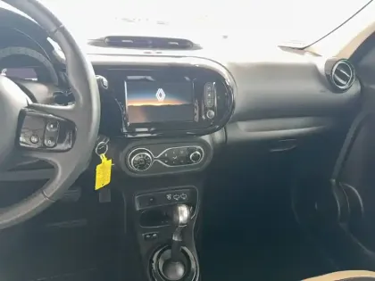 Photo 57 Renault Twingo  III E-Tech