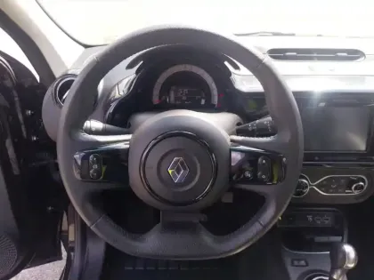 Photo 52 Renault Twingo  III E-Tech