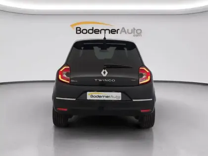Photo 140 Renault Twingo  III E-Tech