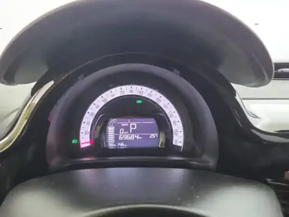 Photo 125 Renault Twingo  III E-Tech