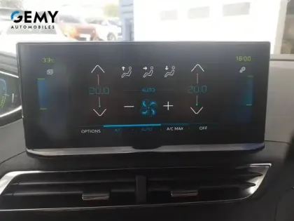 Photo 16 Peugeot 3008  Hybrid 180 e-EAT8