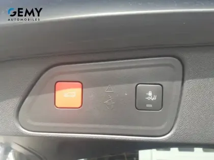 Photo 23 Peugeot 3008  Hybrid 180 e-EAT8