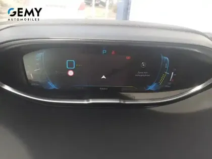 Photo 13 Peugeot 3008  Hybrid 180 e-EAT8