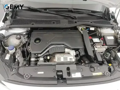 Photo 11 Peugeot 208  Hybrid 100 e-DCS6