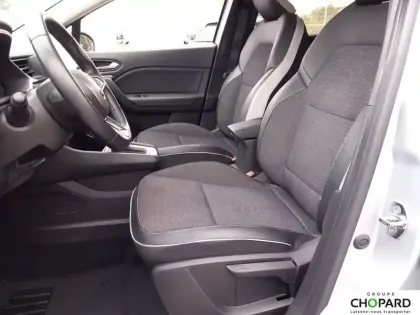 Photo 9 Renault Captur  E-Tech 145 - 21