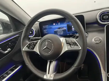 Photo 29 Mercedes Classe C  200 9G-Tronic