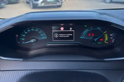 Photo 17 Peugeot 208  Electrique 50 kWh 136ch