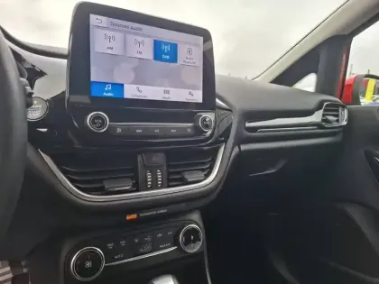 Photo 35 Ford Fiesta  1.0 EcoBoost 125 ch S&S mHEV Powershift