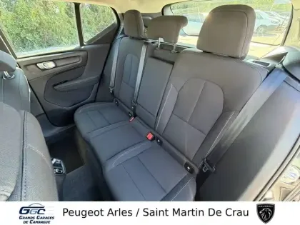 Photo 26 Volvo XC40  T2 129 ch Geartronic 8