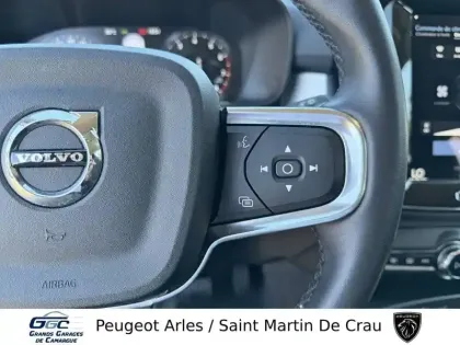 Photo 35 Volvo XC40  T2 129 ch Geartronic 8