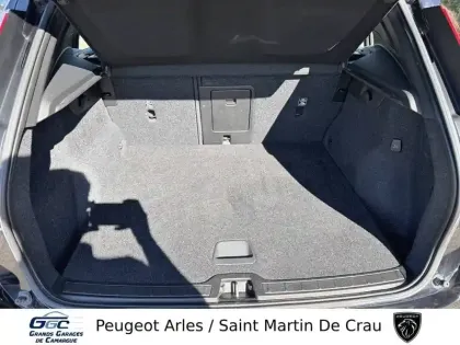 Photo 22 Volvo XC40  T2 129 ch Geartronic 8