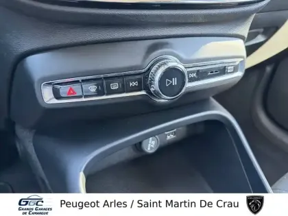Photo 39 Volvo XC40  T2 129 ch Geartronic 8