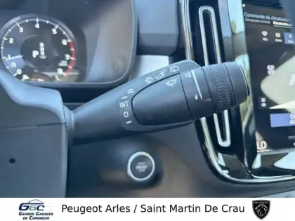 Photo 36 Volvo XC40  T2 129 ch Geartronic 8