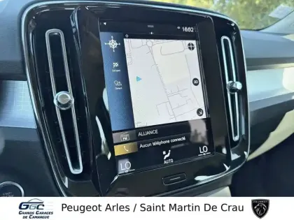 Photo 44 Volvo XC40  T2 129 ch Geartronic 8