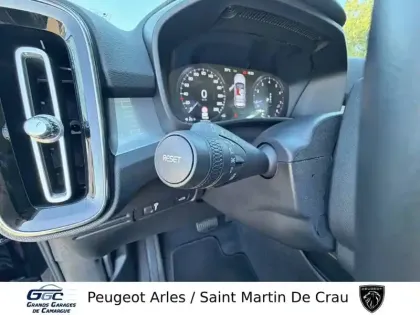 Photo 33 Volvo XC40  T2 129 ch Geartronic 8