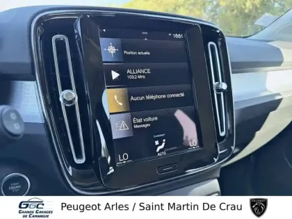 Photo 42 Volvo XC40  T2 129 ch Geartronic 8