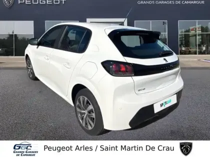 Photo 23 Peugeot 208  PureTech 100 S&S BVM6