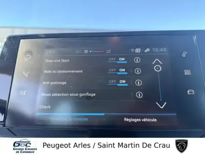 Photo 42 Peugeot 208  PureTech 100 S&S BVM6