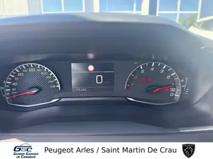 Photo 36 Peugeot 208  PureTech 100 S&S BVM6