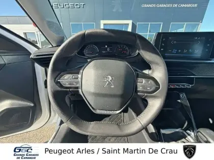 Photo 32 Peugeot 208  PureTech 100 S&S BVM6