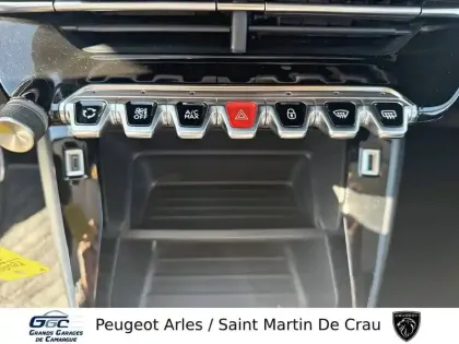 Photo 43 Peugeot 208  PureTech 100 S&S BVM6
