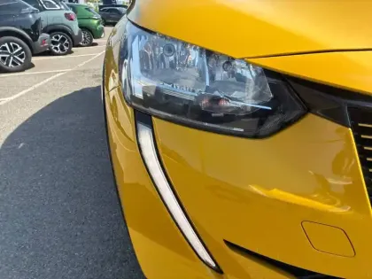 Photo 15 Peugeot 208  Electrique 50 kWh 136ch