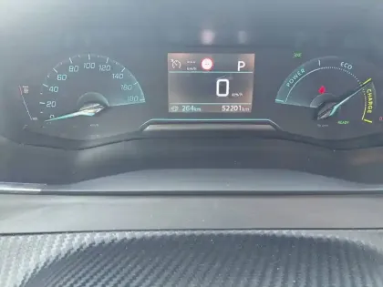 Photo 9 Peugeot 208  Electrique 50 kWh 136ch