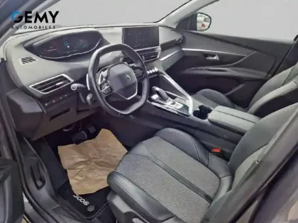 Photo 8 Peugeot 3008  Hybrid 225 e-EAT8