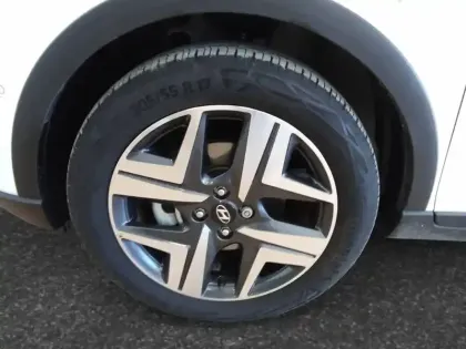 Photo 17 Hyundai Bayon  1.0 T-GDi 100 DCT-7 Hybrid 48V