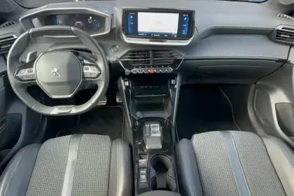 Photo 11 Peugeot 208  PureTech 130 S&S EAT8