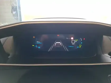 Photo 17 Peugeot 2008  Electrique 136 ch