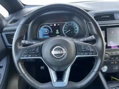 Photo 10 Nissan Leaf  Electrique 40kWh