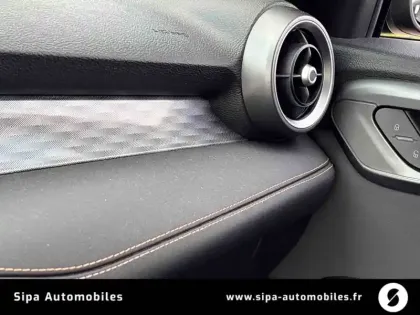 Photo 18 Alfa Romeo Tonale  1.5 Hybrid 160 ch VGT TCT7