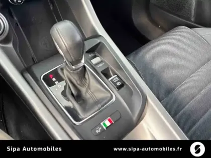 Photo 16 Alfa Romeo Tonale  1.5 Hybrid 160 ch VGT TCT7