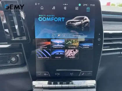 Photo 15 Renault Austral  E-Tech hybrid 200