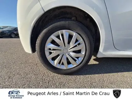 Photo 32 Peugeot 208  PureTech 75 S&S BVM5