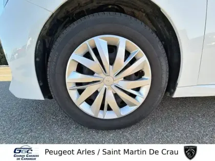 Photo 30 Peugeot 208  PureTech 75 S&S BVM5