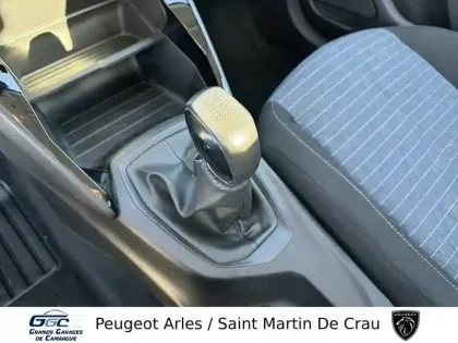 Photo 36 Peugeot 208  PureTech 75 S&S BVM5