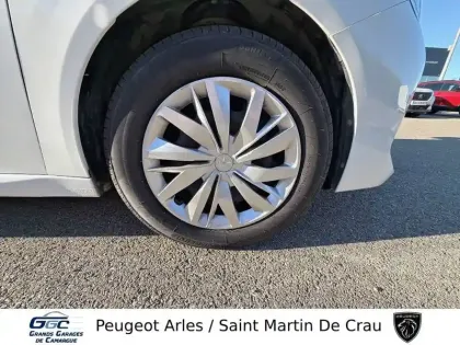 Photo 31 Peugeot 208  PureTech 75 S&S BVM5