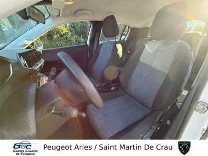 Photo 27 Peugeot 208  PureTech 75 S&S BVM5