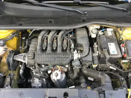 Photo 22 Peugeot 208  PureTech 75 S&S BVM5