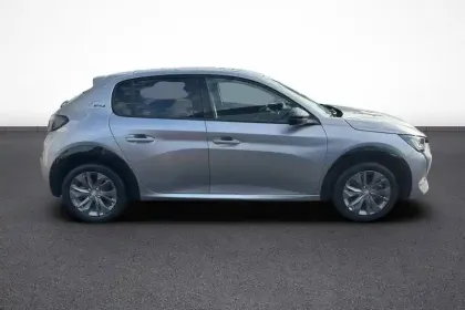 Photo 6 Peugeot 208  Electrique 50 kWh 136ch